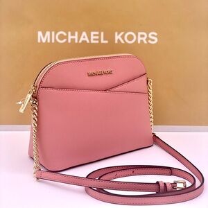 Michael Kors Jet Set Travel Medium Dome Crossbody Leather Primrose